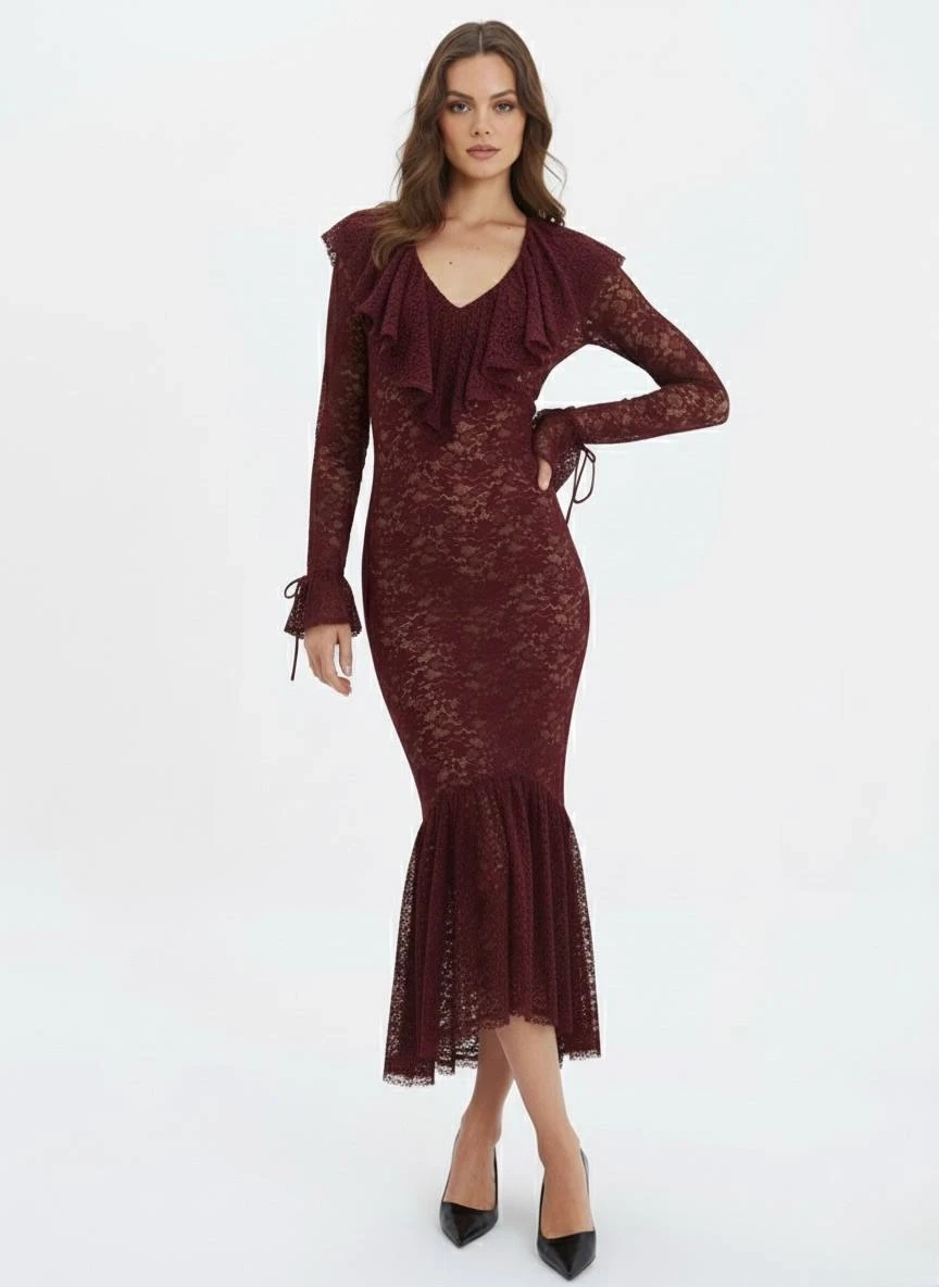 Dantel Kumaş Astarlı Maxi Boy Elbise