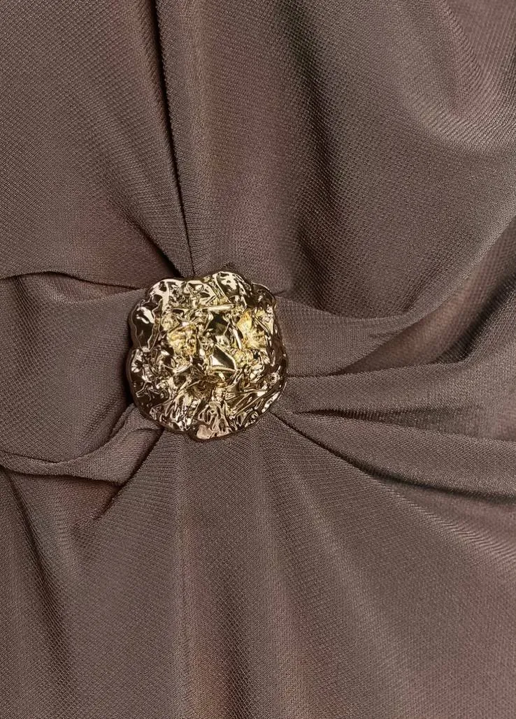 Drape Detaylı Akseuarlı Elbise Kahve