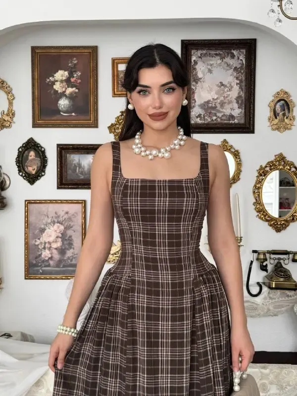 Ekose Desen Askılı Midiboy Elbise