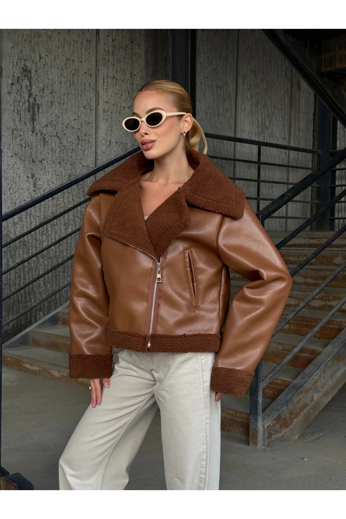 Fermuar Detaylı İçi Kürklü Suni Deri Ceket Kahve