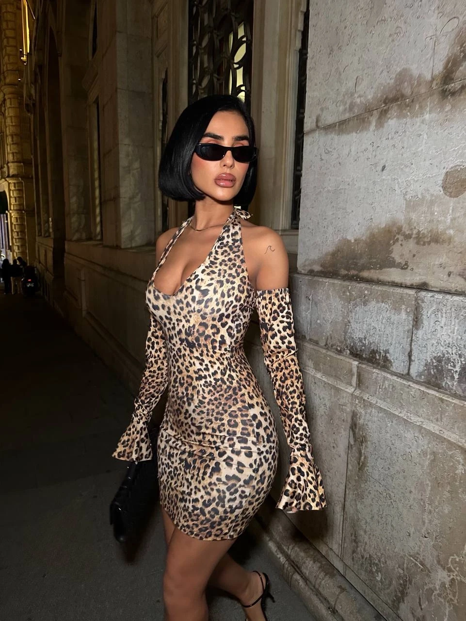 Full Taş Halter Yaka Mini Elbise