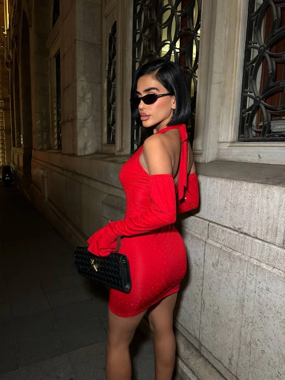 Full Taş Halter Yaka Mini Elbise