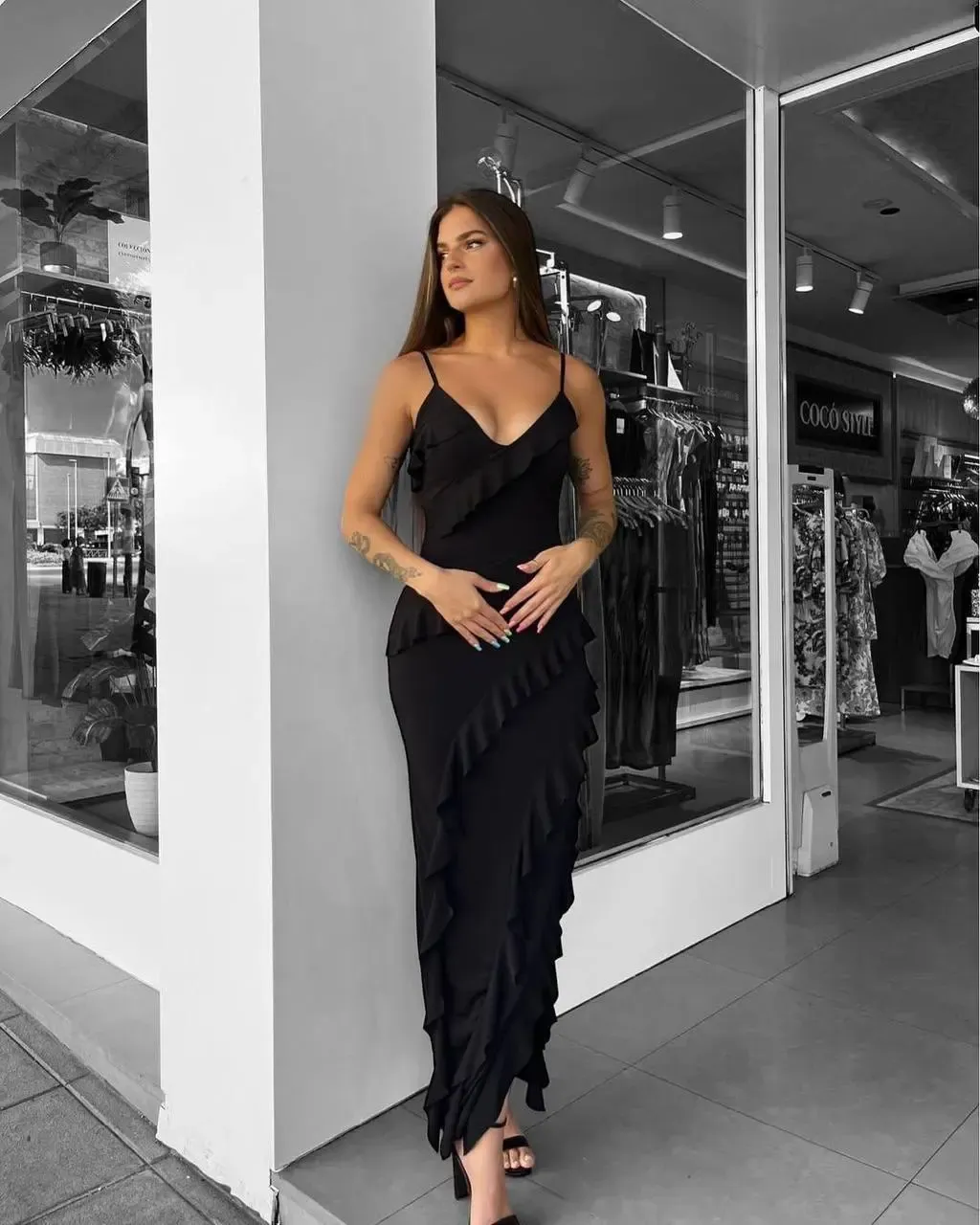 İthal Sandy Kumaş Yırtmaç Detaylı Maxi Boy Elbise Siyah