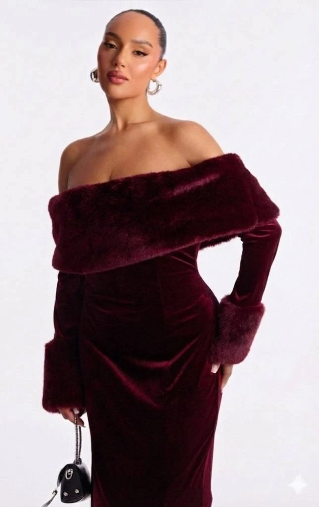 Kadife Kumaş Kürk Detaylı Maxi Elbise Bordo