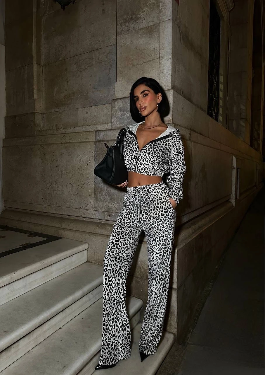 Kadife Taş Dizayn Eşofman Takım