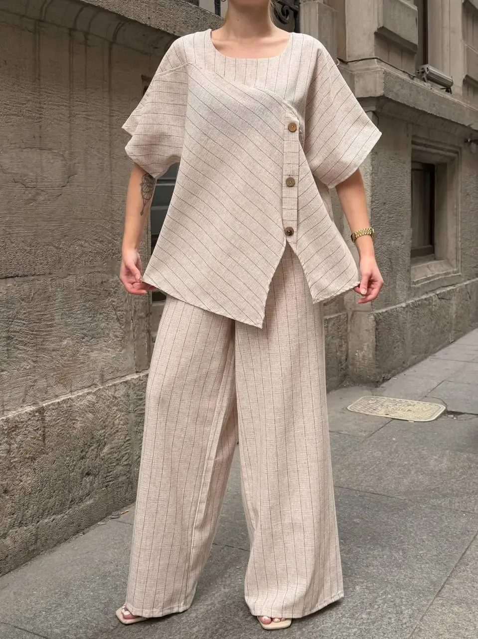 Kadın Siyah Çizgili Keten Takım