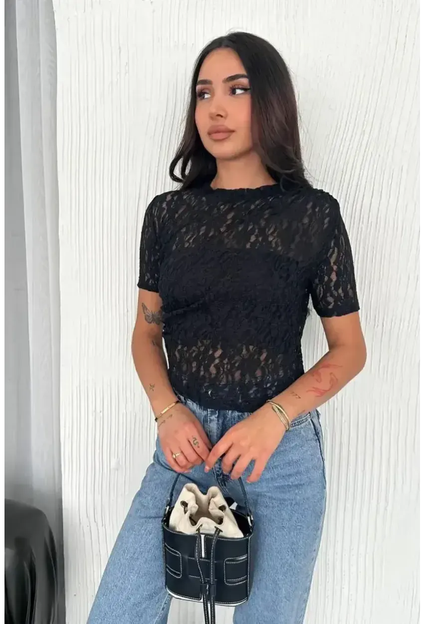Kadın Siyah Dantel Kısa Kollu Bluz