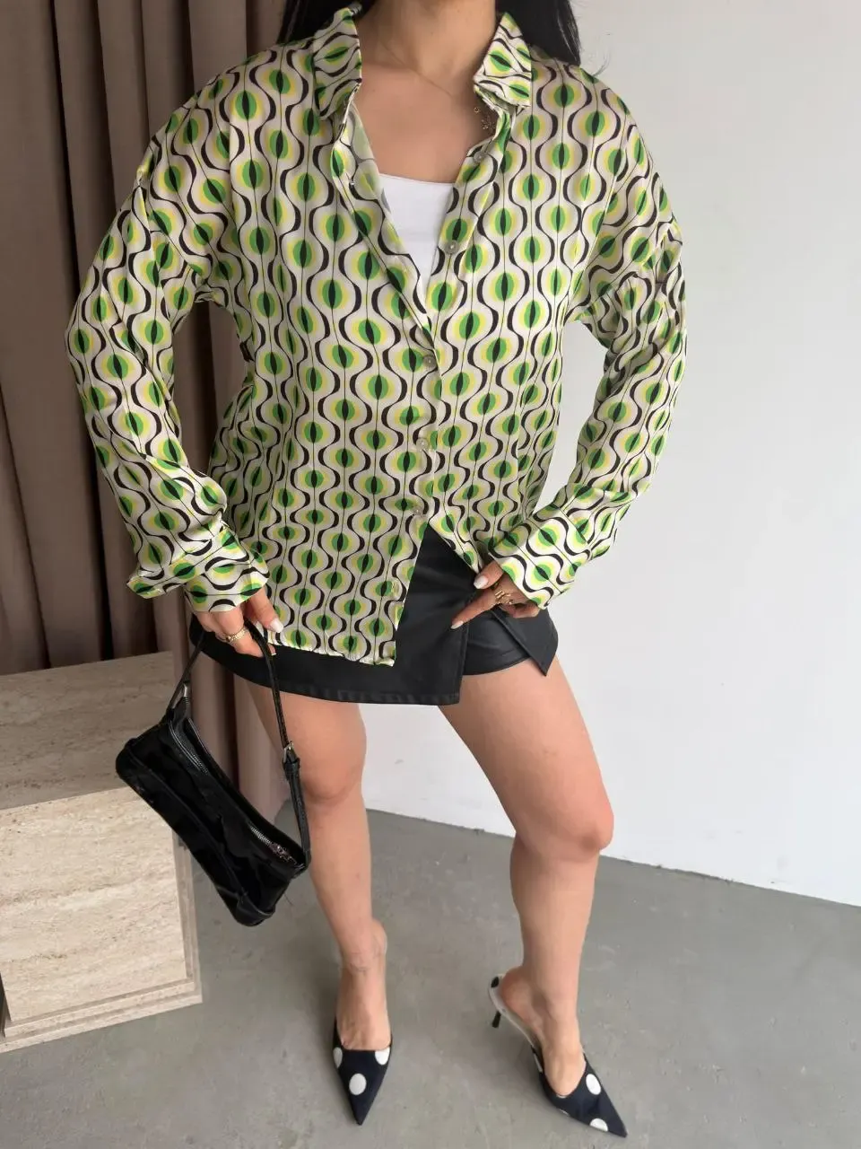 Kadın Yeşil Desenli Saten Gömlek
