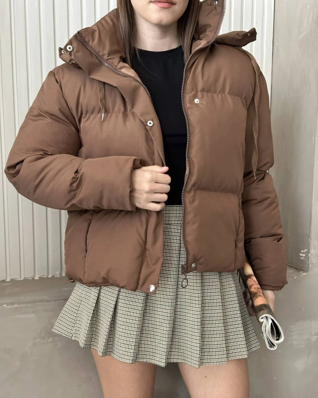 Kapşonlu Yaka Bağcıklı Micro Şişme Mont