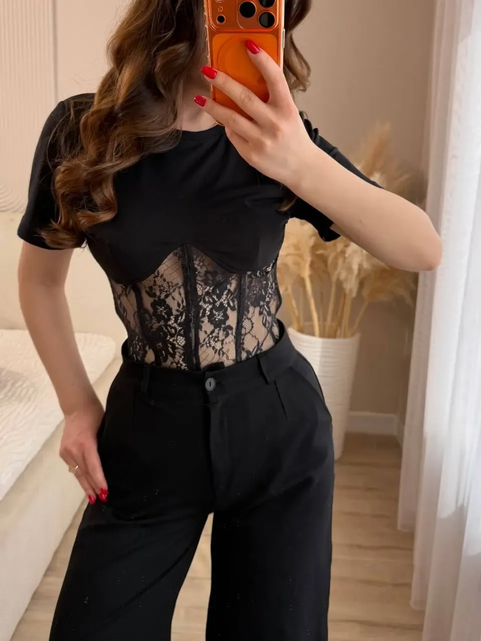 Modal Kumaş Dantel Detay Sırt Bağlamalı Bluz