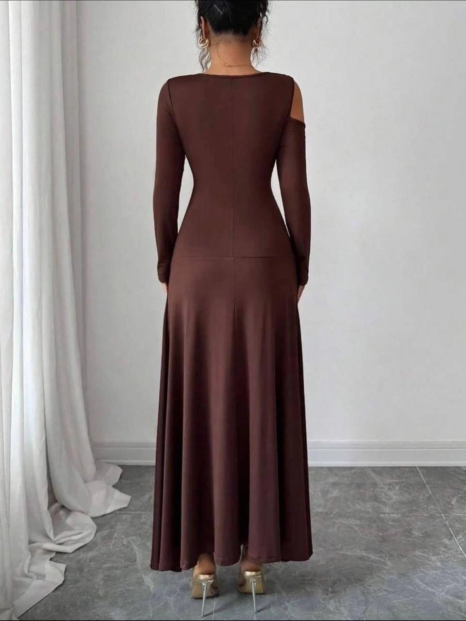 Modal Kumaş Metal Aksesuar Detay Drapeli Maxi Boy Elbise