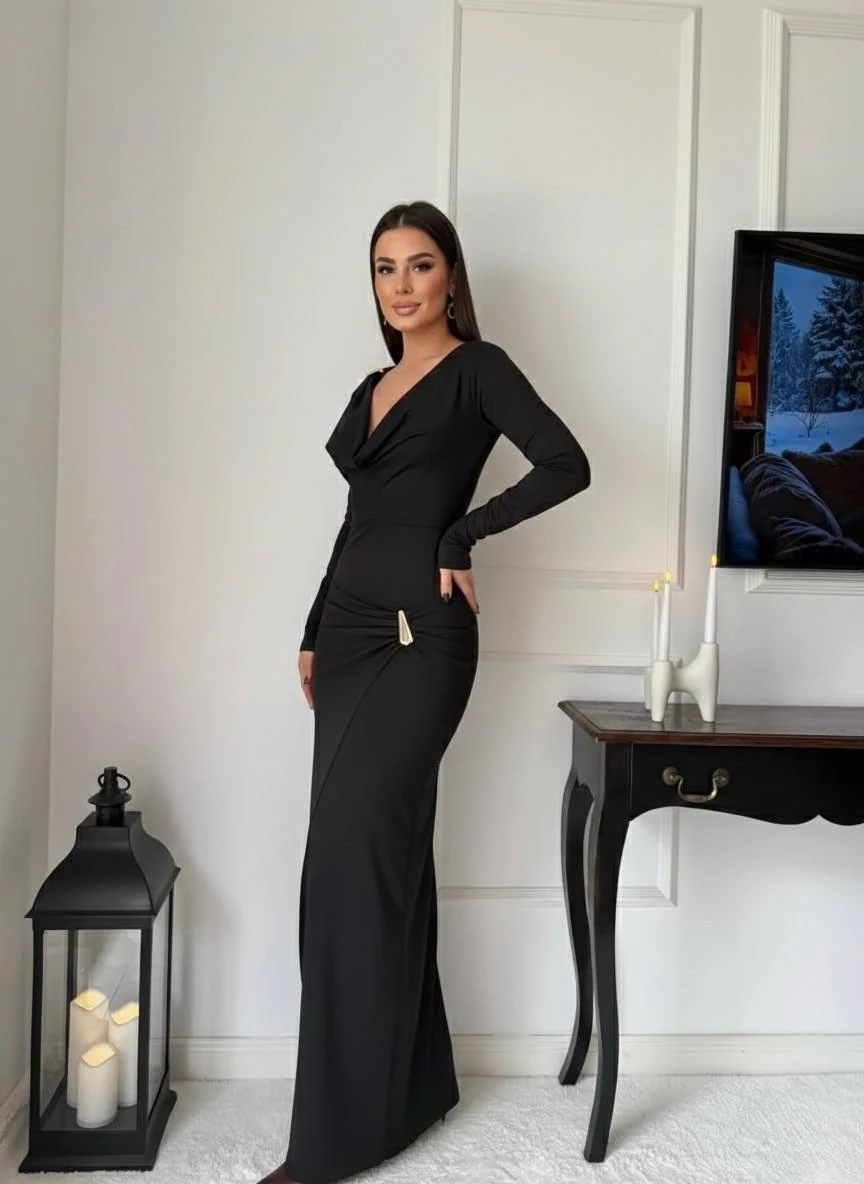 Modal Kumaş Metal Aksesuar Detay Maxi Elbise