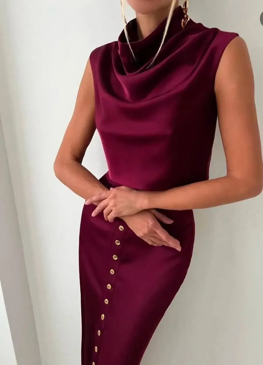 Saten Kumaş Özel İşleme Düğme Detaylı Takım