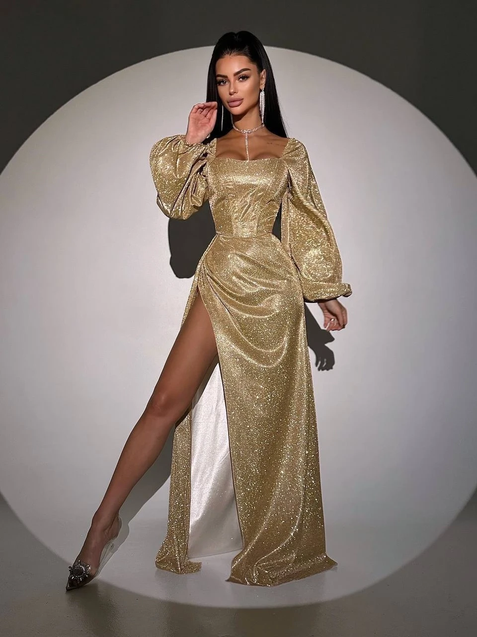 Simli Kumaş Sırt Detay Yırtmaçlı Maxi Boy Elbise