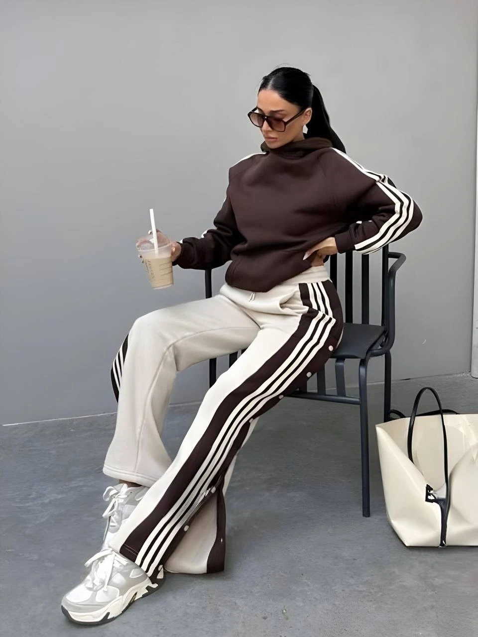 Skuba Kumaş Yanları Çıtçıtlı Takım Kahve