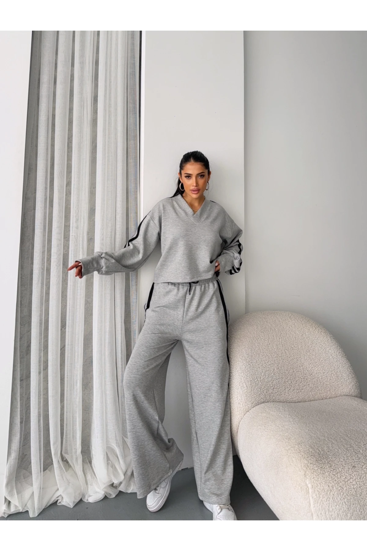 Üç İplik Şardonlu Yanları Şerit Takım Gri