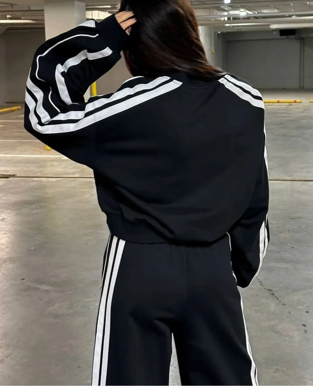 Üç İplik Şardonlu Yanları Şerit Takım Siyah