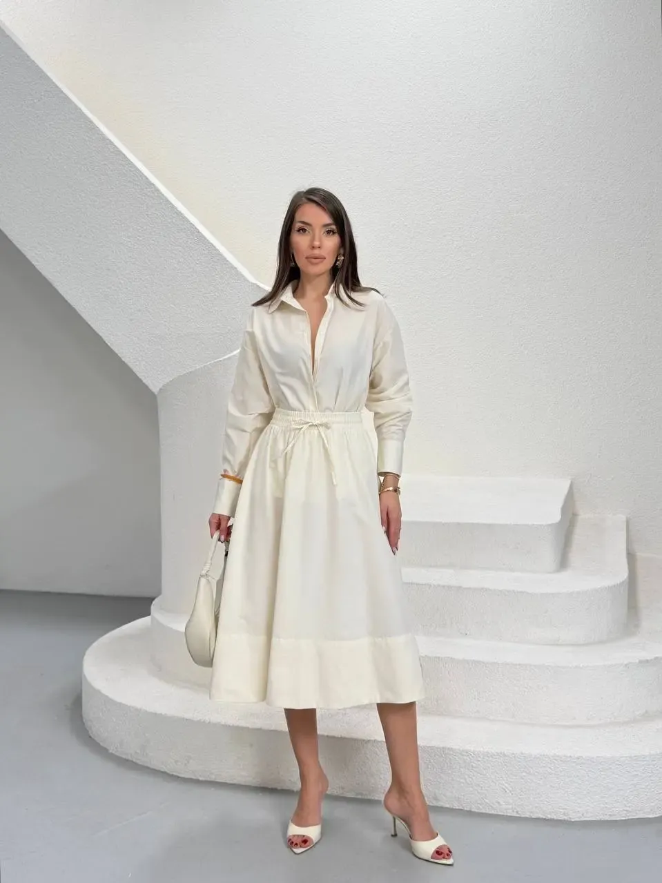 Yırtmaç Detay Etek ve Gömlek Alt Üst Takım Ekru