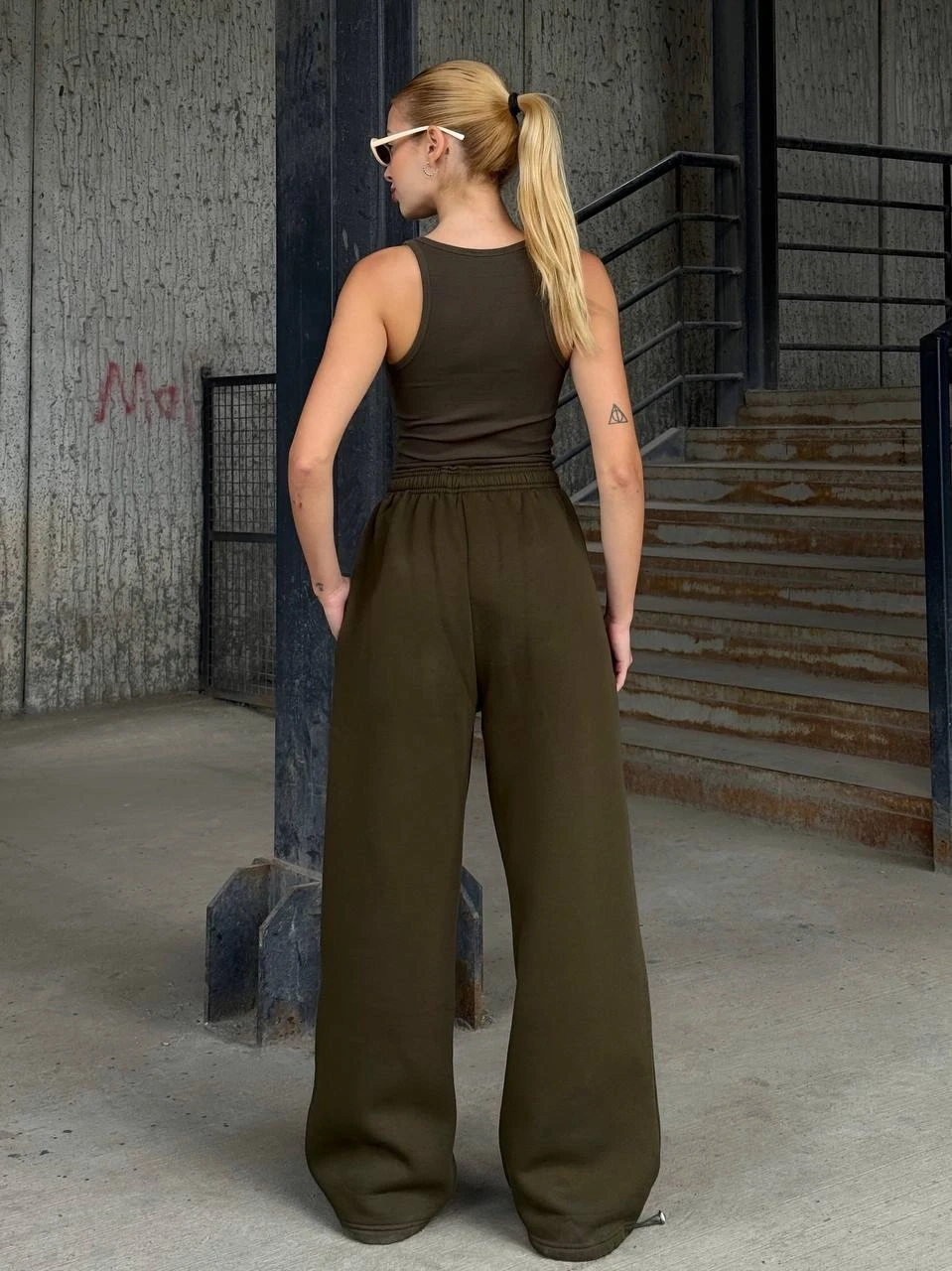 Yüsek Bel Cepli Paça Detay Haki Eşofman Altı