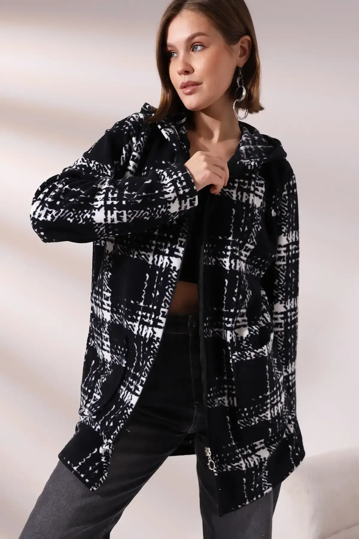 Fermuarlı Desenli Uzun Polar Hırka-nwplar1001-syh