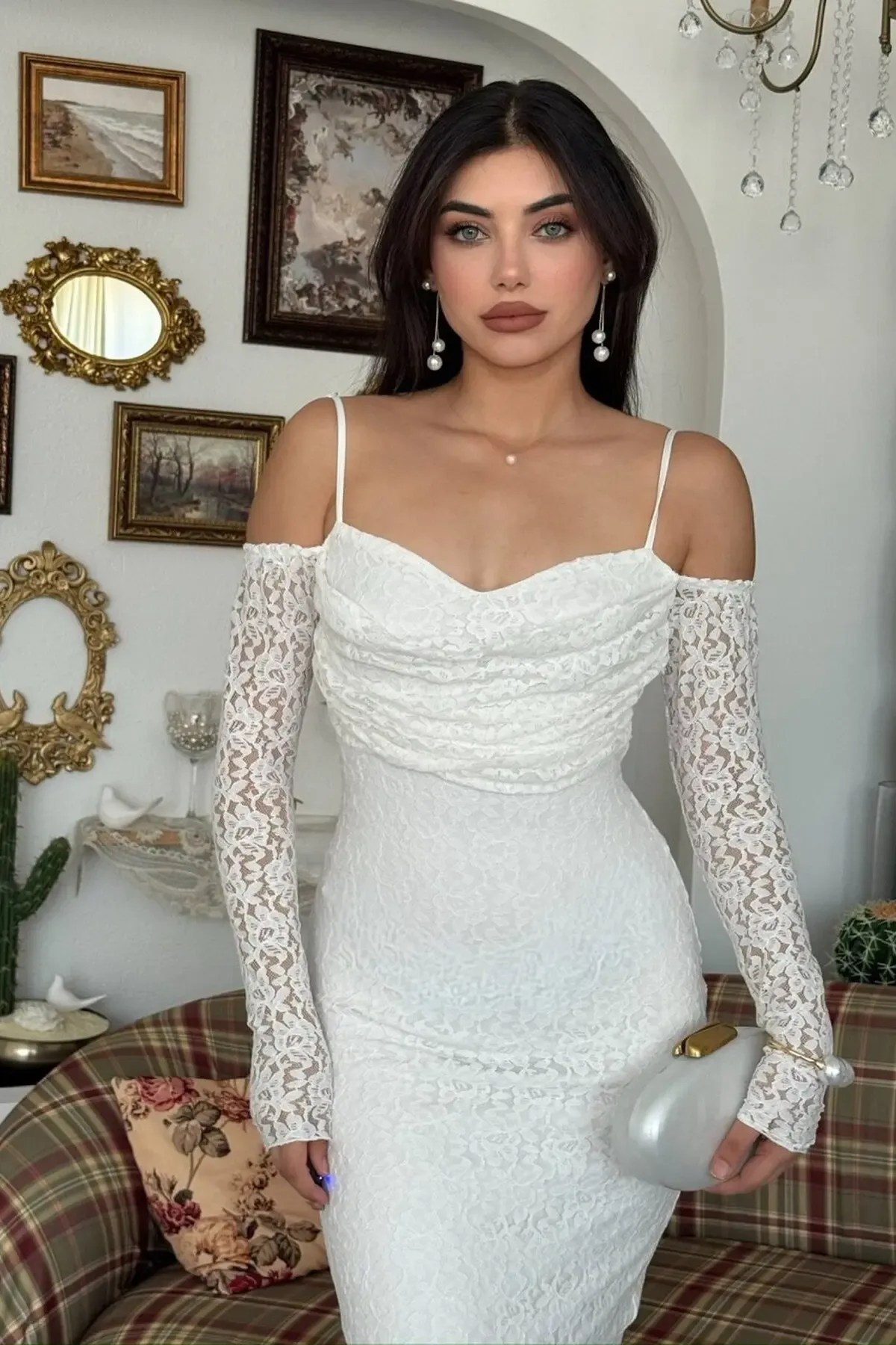 Kol Detay Dantel Midi Elbise Beyaz