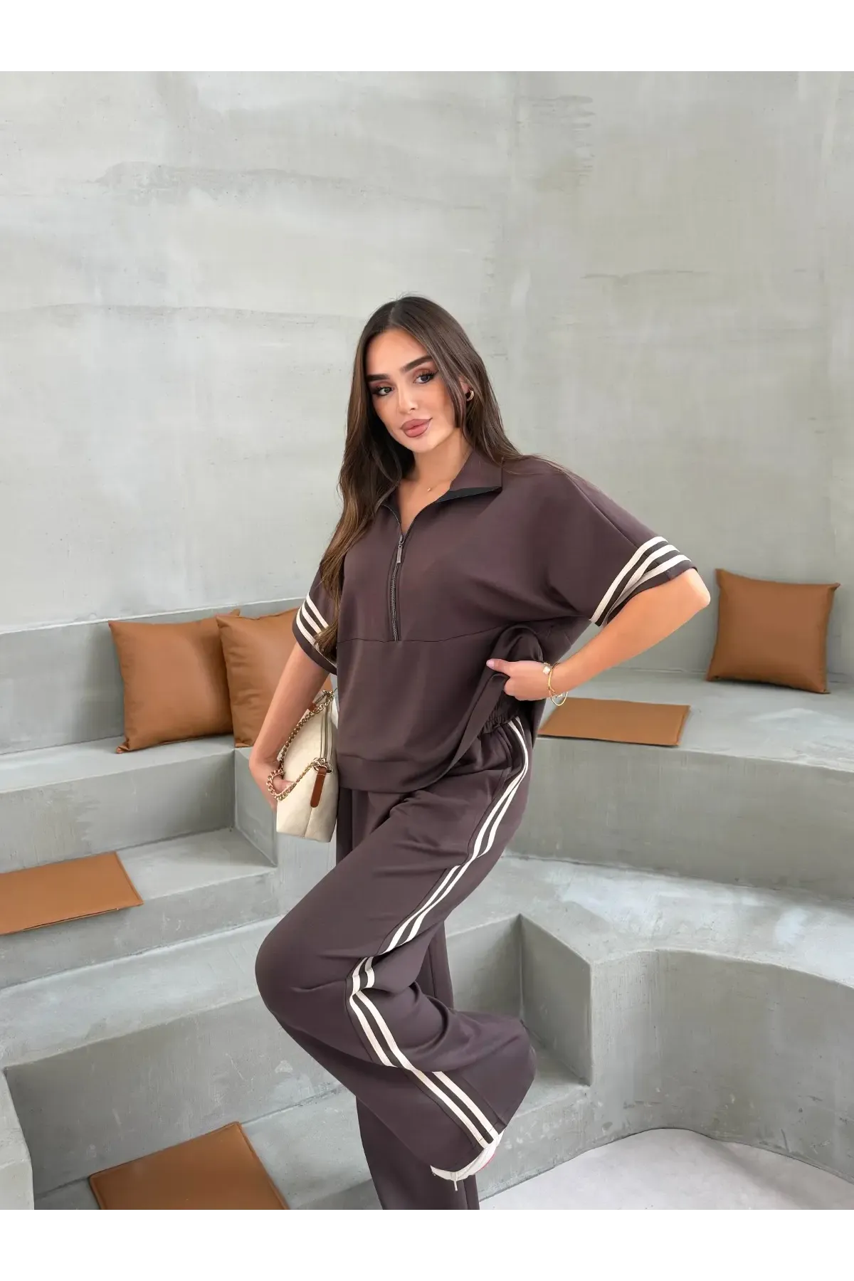 Modal Kumaş Şerit Detaylı İkili Eşofman Takımı Kahve