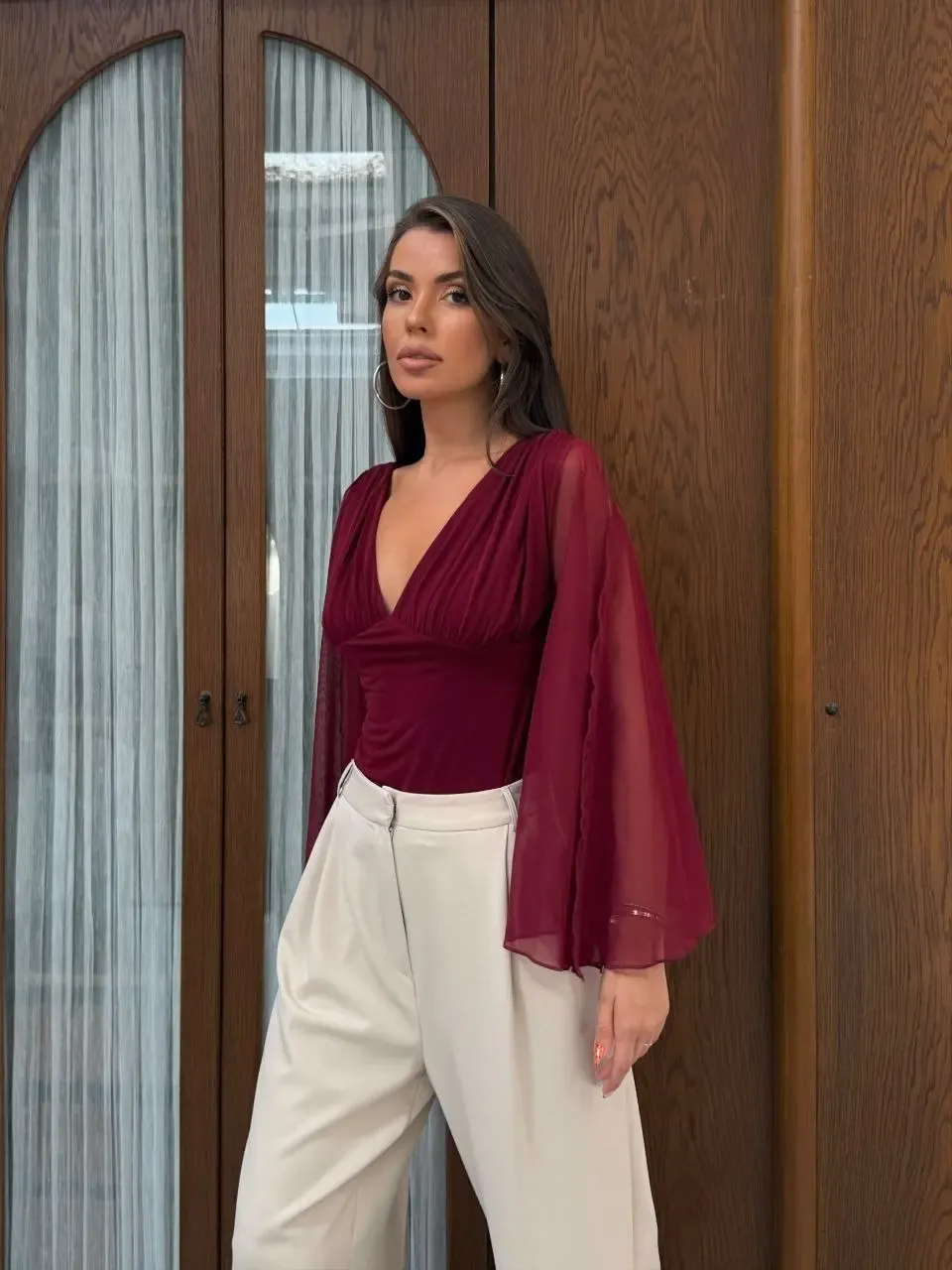 Pelerin Kol Detay Sandy Kumaş Bluz Bordo