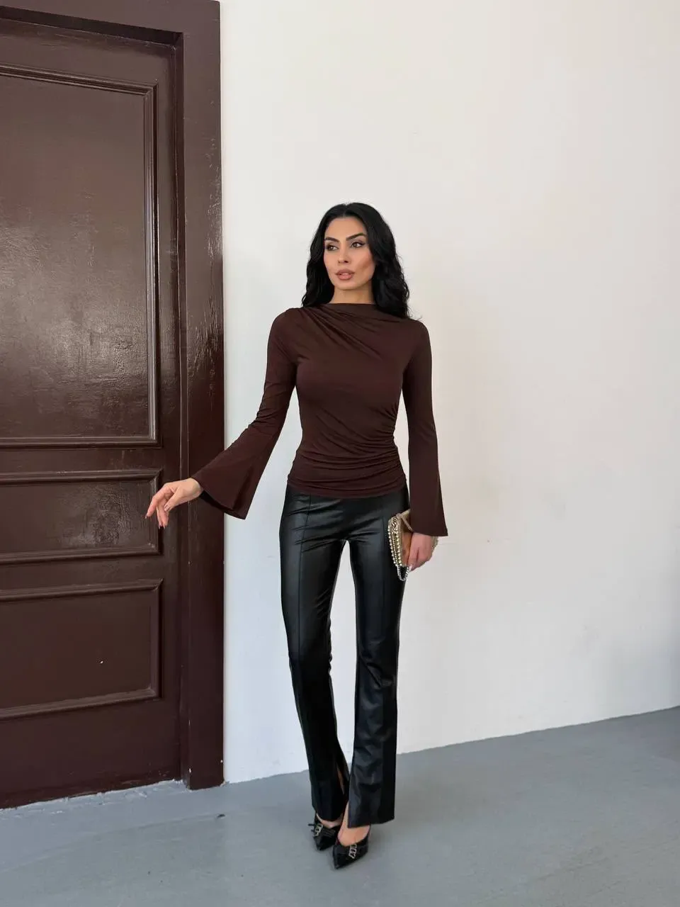 Sandy Kumaş Kol Detay Bluz Kahve