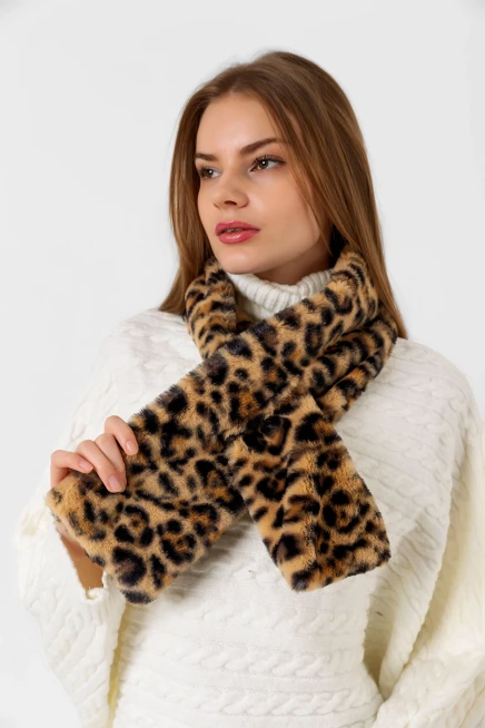 11246 Kürklü Leopar Desenli Kahverengi İçten Geçmeli Atkı