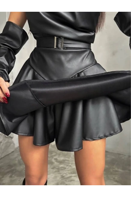 Deri Tokalı Gizli Fermuarlı Kol Detaylar Mini Şortlu Elbise