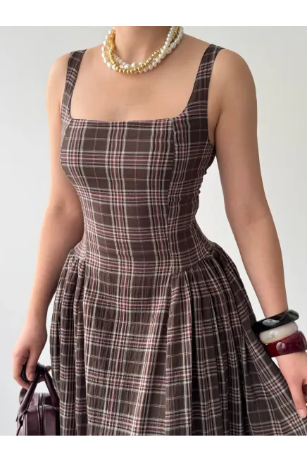 Ekose Desen Askılı Midiboy Elbise