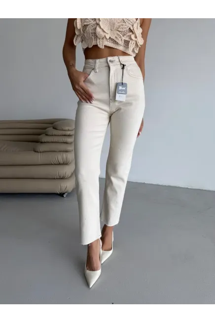 Likralı Boyfit Beyaz Jean