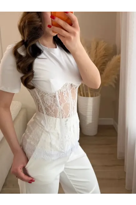 Modal Kumaş Dantel Detay Sırt Bağlamalı Bluz