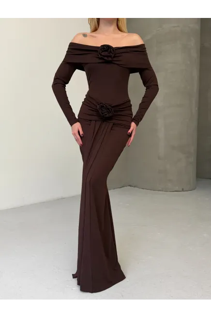 Modal Kumaş Likralı Çiçek Aksesuarlı Maxi Boy Elbise Kahve