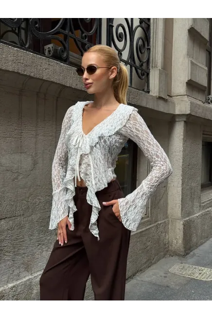 Pervazlı Dantel Kumaş Beyaz Bluz