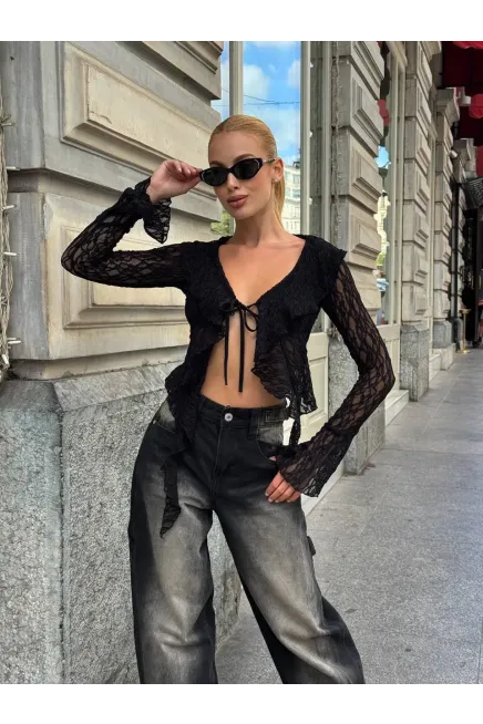Pervazlı Dantel Kumaş Siyah Bluz