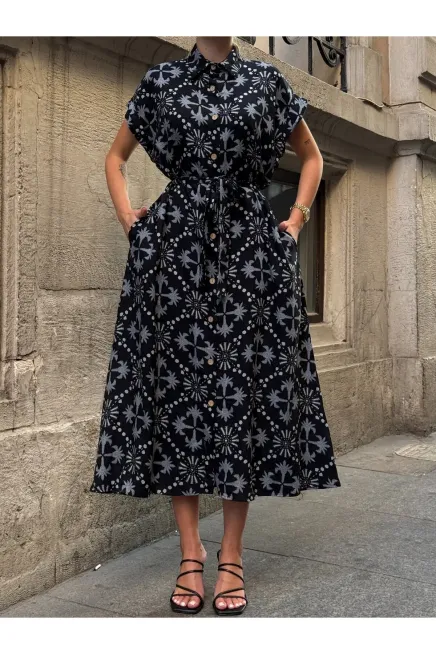 Siyah Desenli Kuşak Detaylı Gömlek Elbise