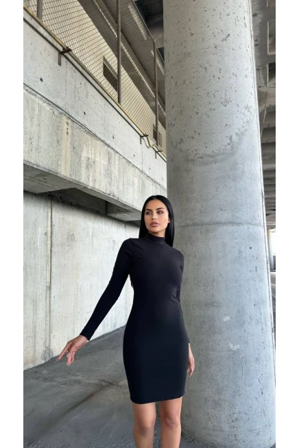 Suyolu Dantel Detaylı Sırt Dekolte Mini Elbise