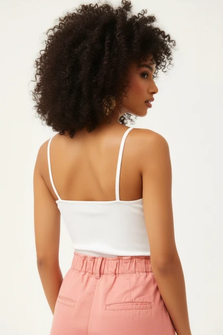 Taş Detaylı Askılı Crop Bluz Beyaz