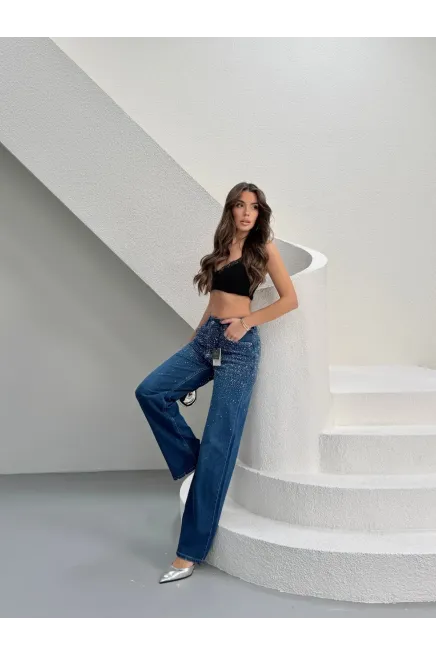 Taşlı Straight Fit Jeans