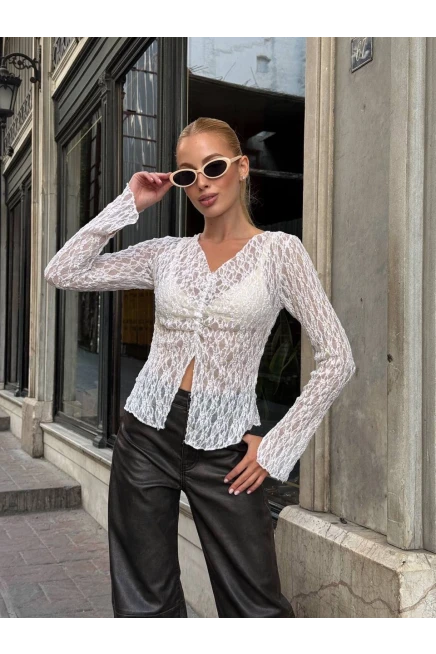 V Yaka Yırtmaç Detay Bürümcük Dantel Bluz Beyaz