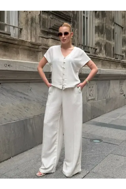 Yarım Kol Boncuk Düğmeli Keten Takım