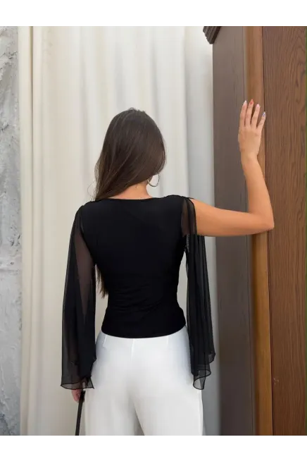 Pelerin Kol Detay Sandy Kumaş Bluz Siyah - 4