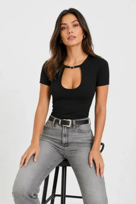 Yaka Aksesuarlı Bluz Siyah - 3