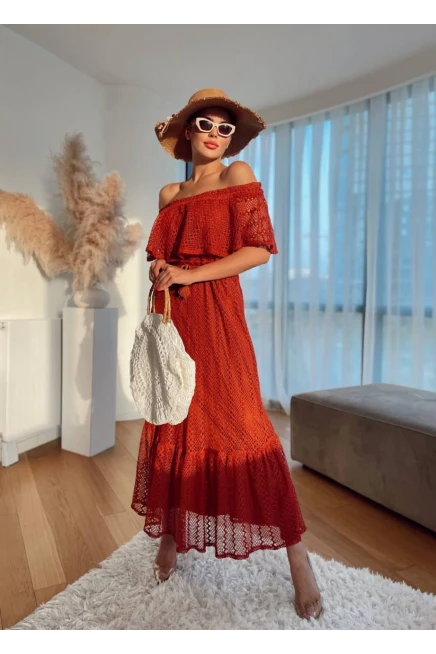 Madonna Yaka Dantel Detaylı Elbise