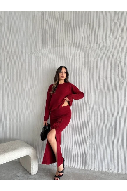 Gül Detaylı Yırtmaçlı İkili Takım